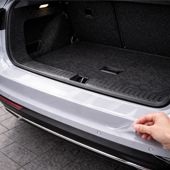 Folia PPF Na Próg Bagażnika Drzwi Samochodu Ochronna Transparentna Zestaw.png