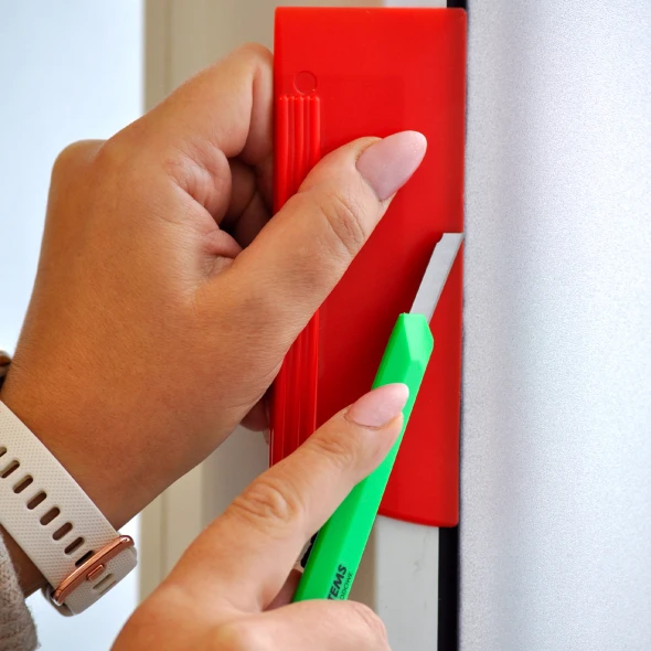 Mini Rakla Do Odcinania Nadmiaru Folii Okiennej Do Szyb Okien=-=-=-=-.jpg