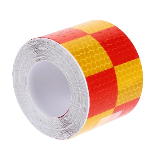 Taśma Odblaskowa Szachownica Czerwona.jpg